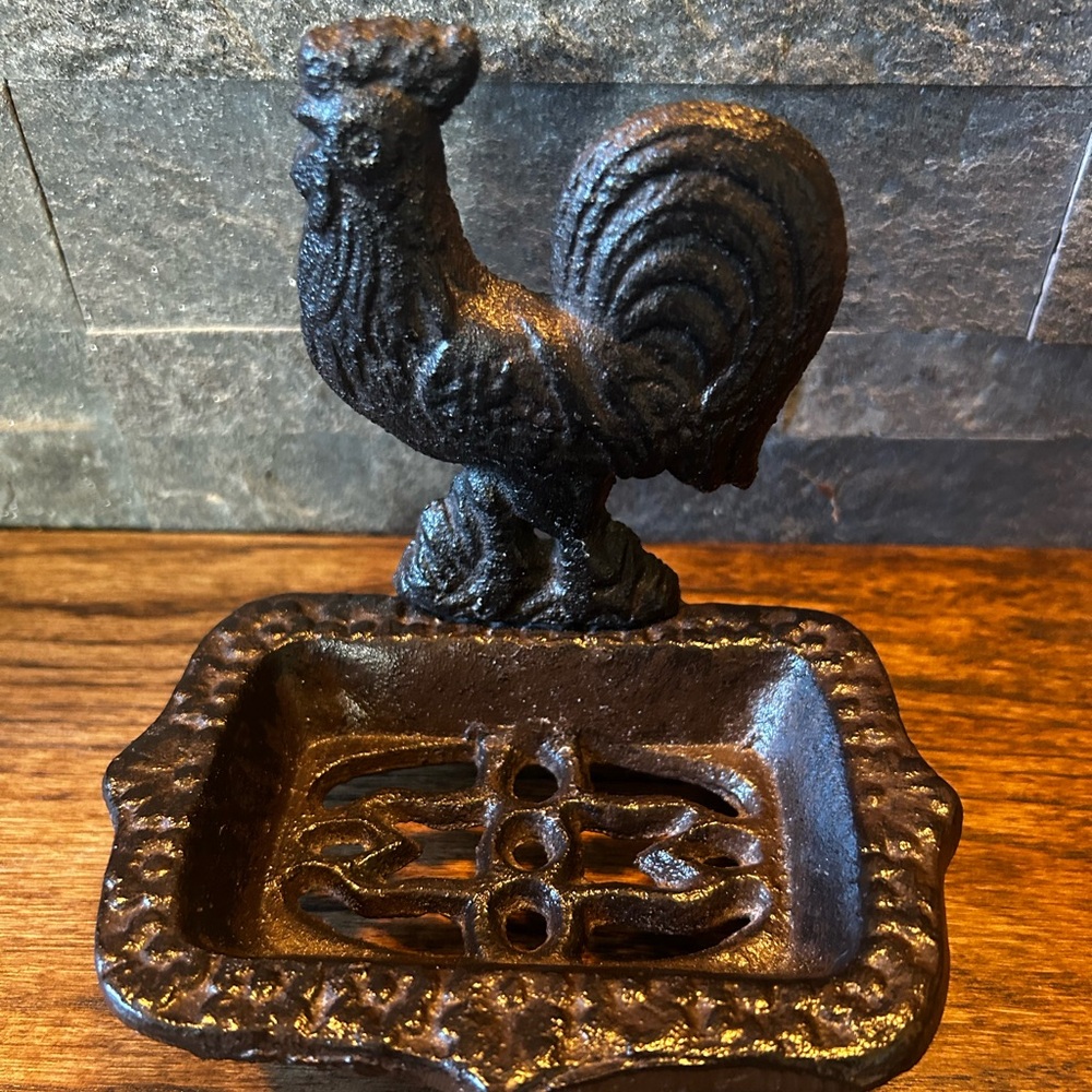 Cast iron rooster soap dish